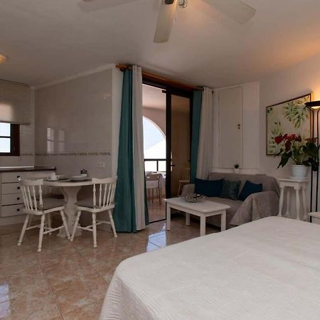 Parque Santiago II 269 - Studio With Sea And Pool Views Плая-де-лас-Америкас Экстерьер фото